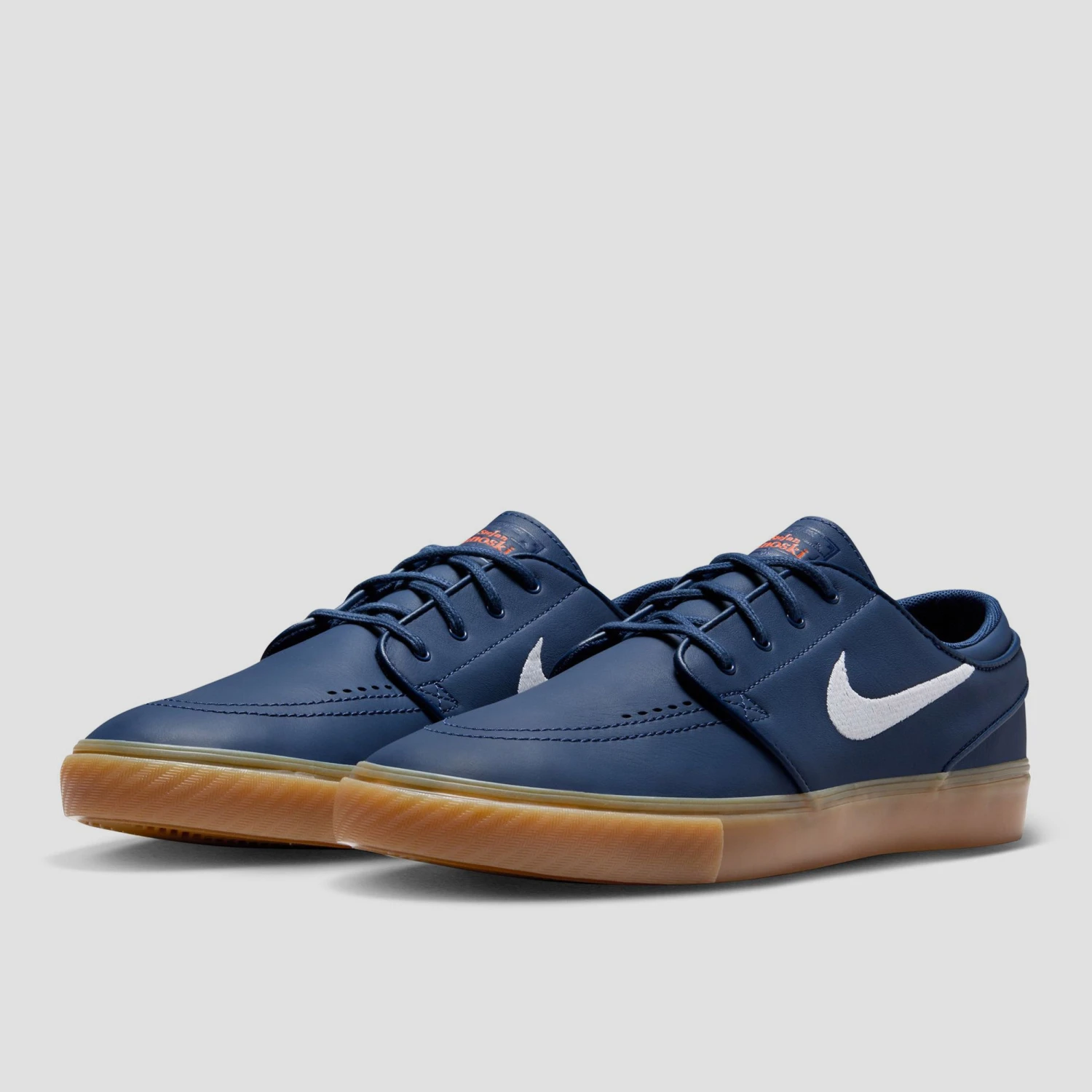 Nike SB Zoom Janoski OG+ Skate Shoes Navy / White - Navy - Gum Light Brown 2 Nike SB Zoom Janoski OG+ Skate Shoes Navy / White - Navy - Gum Light Brown - Image 2