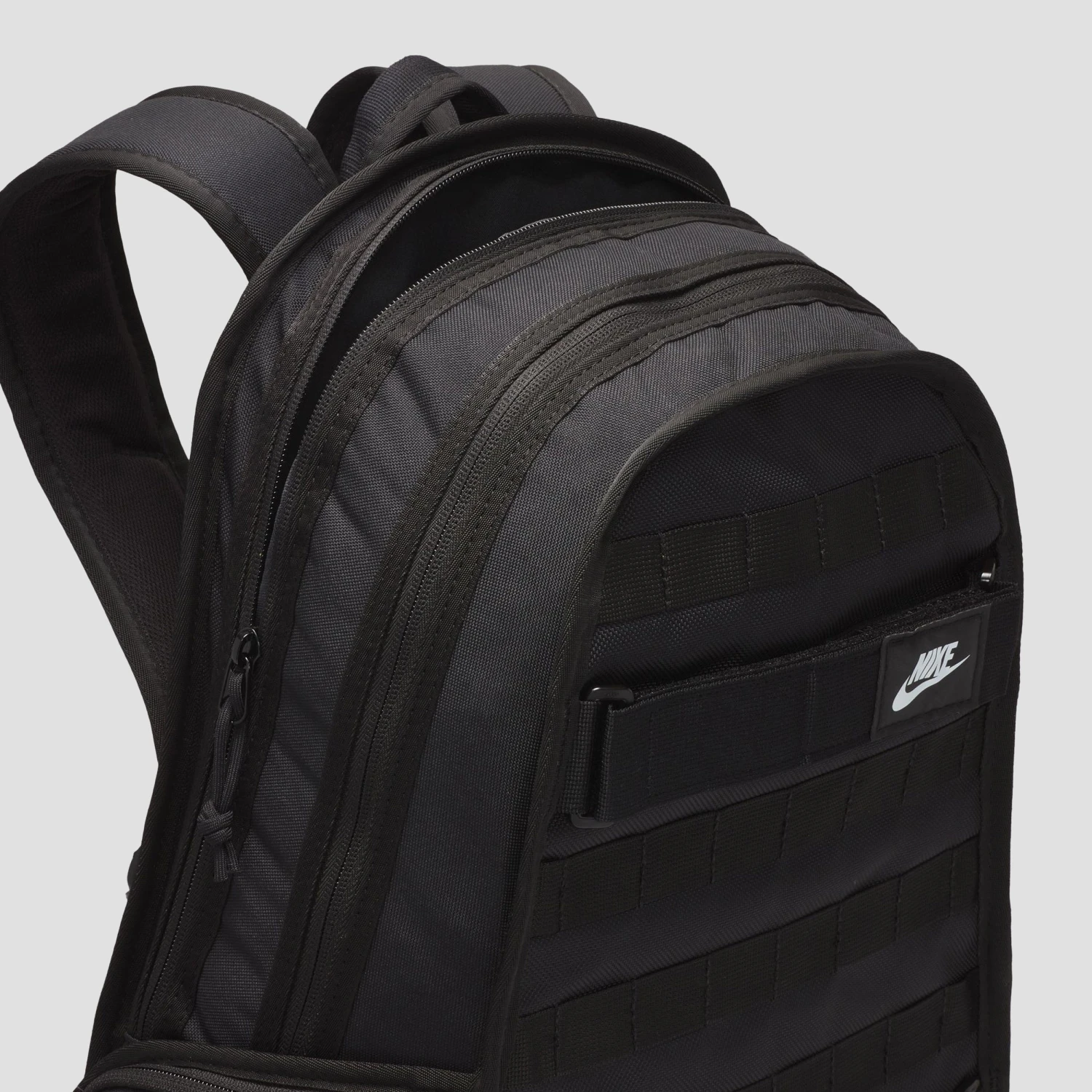 Nike RPM Backpack Black / Black / White 6 Nike RPM Backpack Black / Black / White - Image 6