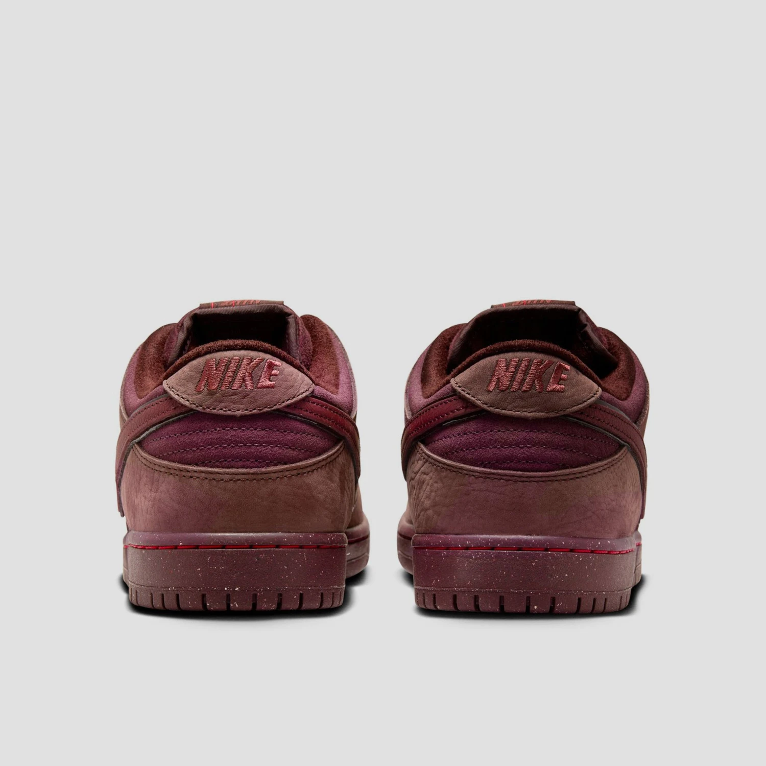 Nike SB Dunk Low Premium Skate Shoes Burgundy Crush / Dark Team Red - Earth 6 Nike SB Dunk Low Premium Skate Shoes Burgundy Crush / Dark Team Red - Earth - Image 6