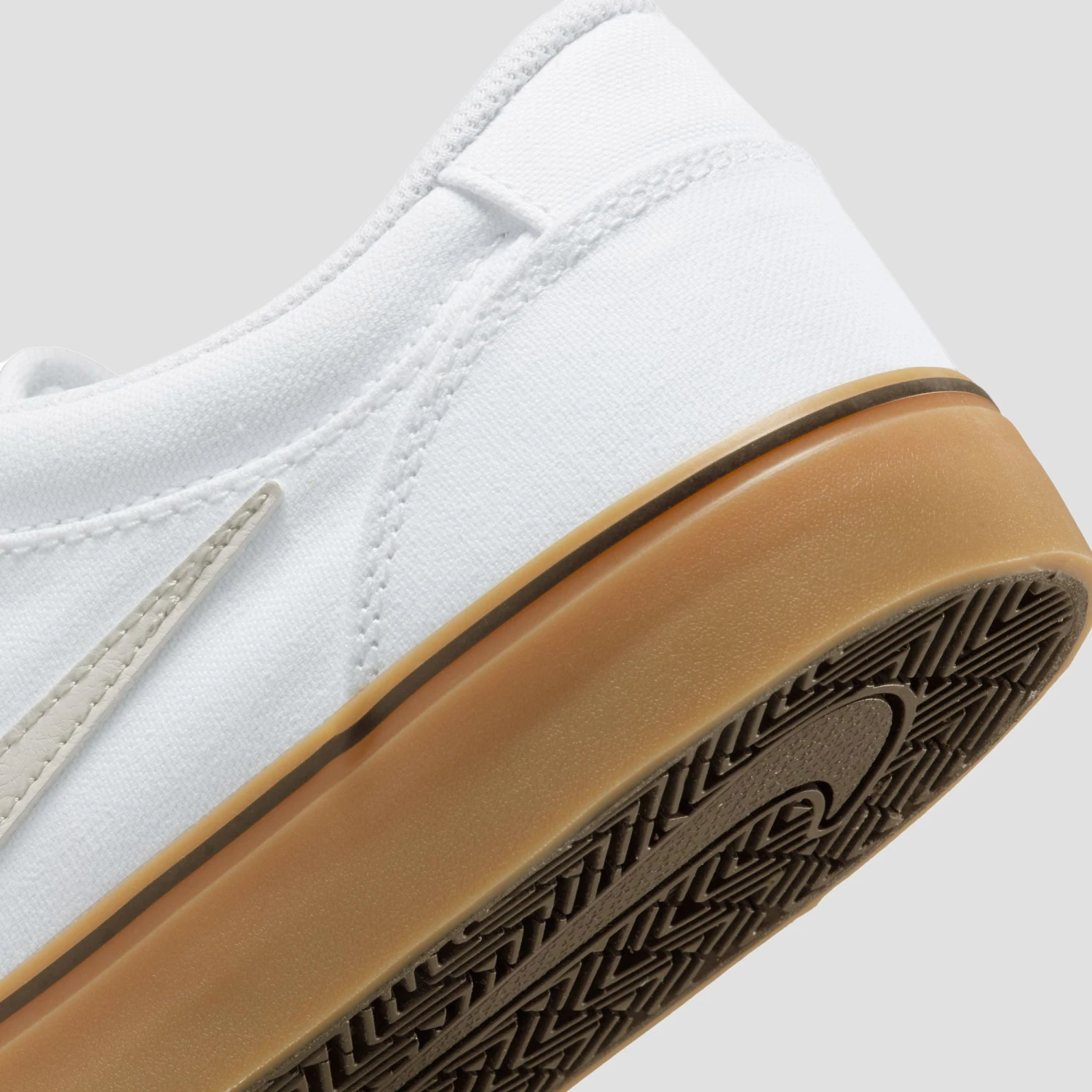 Nike SB Chron 2 Canvas Skate Shoes White / Light Bone / White Gum / Light Brown 8 Nike SB Chron 2 Canvas Skate Shoes White / Light Bone / White Gum / Light Brown - Image 8