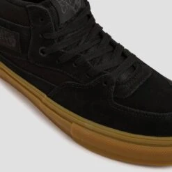 Vans Skate Half Cab Shoes Black / Gum 8 Vans Skate Half Cab Shoes Black / Gum -Slam City Shop 04 6c13bf46 1fbe 41b6 8f80 0bd9e8dba3cc