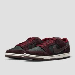 Nike SB Dunk Low Pro X Riot Skateshop Skate Shoes Mahogany / Dark Beetroot / Team Red / Sail 20 Nike SB Dunk Low Pro X Riot Skateshop Skate Shoes Mahogany / Dark Beetroot / Team Red / Sail -Slam City Shop AURORA FZ1289 200 PHCFH001 2000