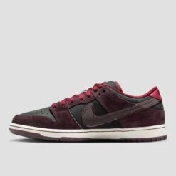 Nike SB Dunk Low Pro X Riot Skateshop Skate Shoes Mahogany / Dark Beetroot / Team Red / Sail 19 Nike SB Dunk Low Pro X Riot Skateshop Skate Shoes Mahogany / Dark Beetroot / Team Red / Sail -Slam City Shop AURORA FZ1289 200 PHSLH001 2000