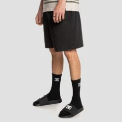 DC Stryker Short Black -Slam City Shop DC Stryker Short Black 03