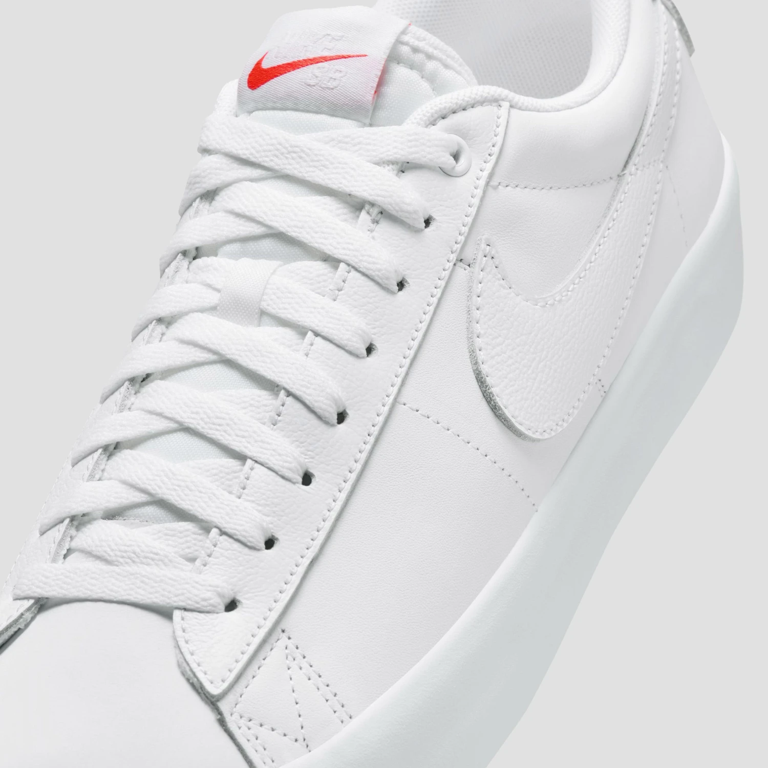 Nike SB Zoom Blazer Low Pro ISO GT Skate Shoes White / White - White - White 7 Nike SB Zoom Blazer Low Pro ISO GT Skate Shoes White / White - White - White - Image 7
