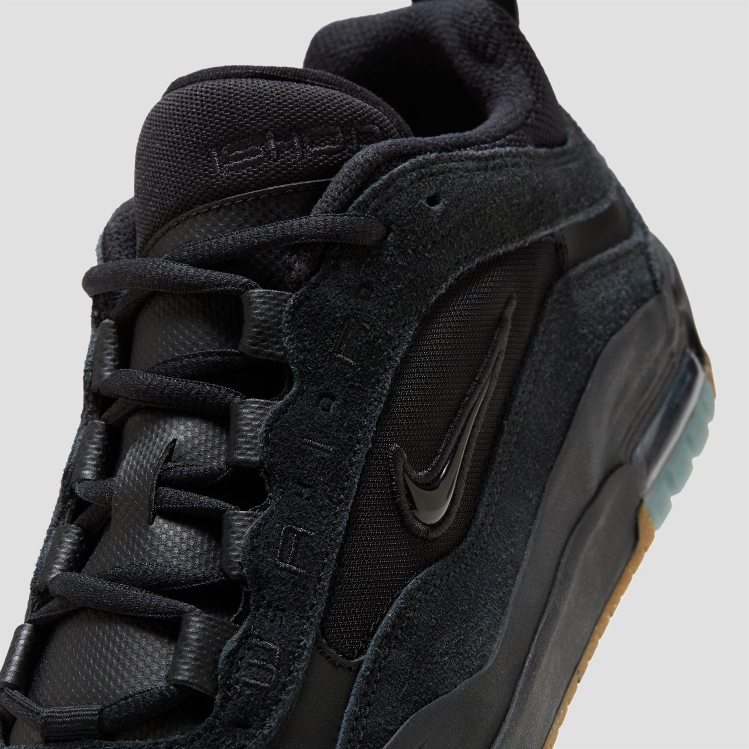 Nike SB Air Max Ishod Skate Shoes Black / Black / Anthracite Black 7 Nike SB Air Max Ishod Skate Shoes Black / Black / Anthracite Black - Image 7