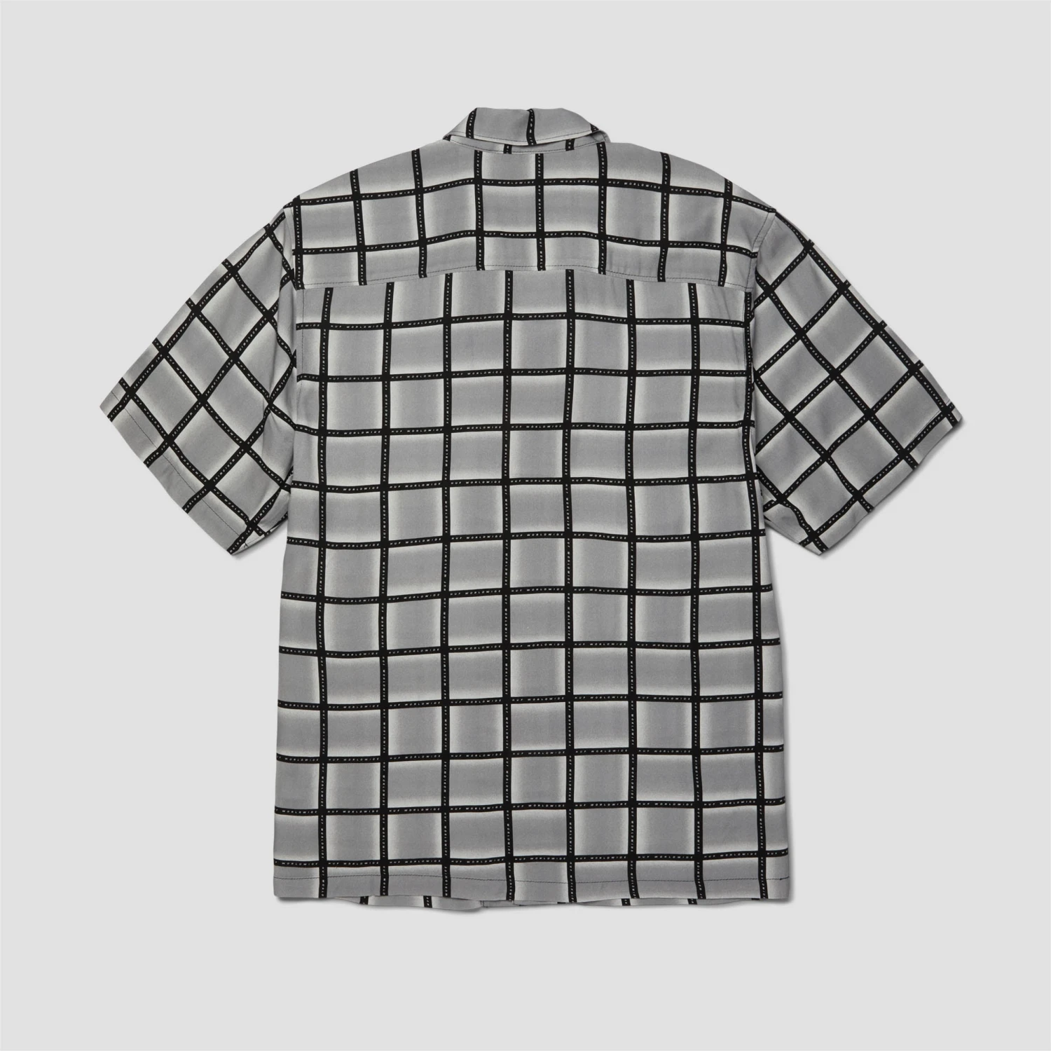 HUF Flynn Shortsleeve Resort Shirt Black 2 HUF Flynn Shortsleeve Resort Shirt Black - Image 2