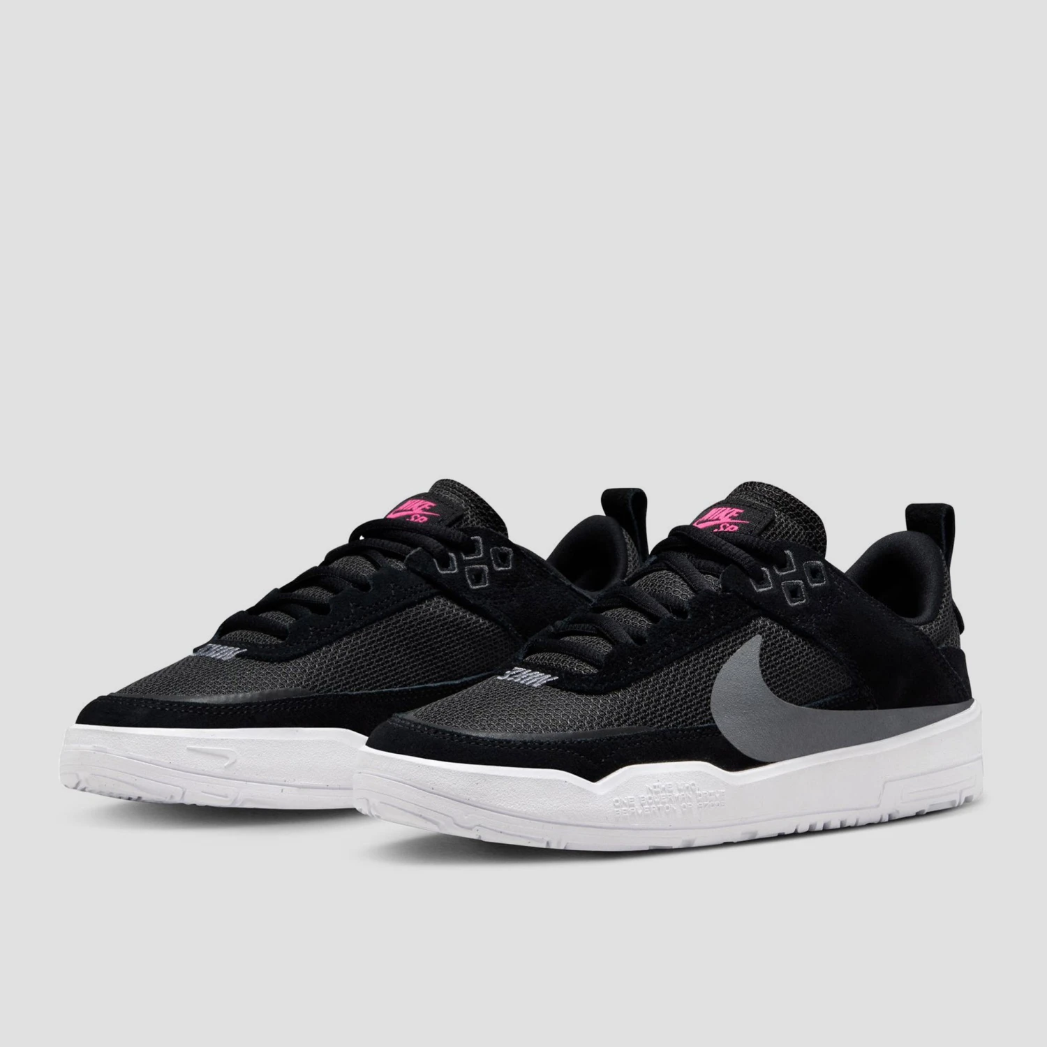 Nike SB Day One Youth Skate Shoes Black / Cool Grey / Anthracite / Alchemy Pink 3 Nike SB Day One Youth Skate Shoes Black / Cool Grey / Anthracite / Alchemy Pink - Image 3