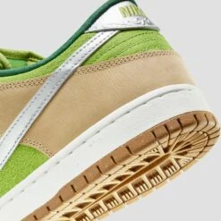 Nike SB Dunk Low Pro Skate Shoes Escargot Sesame / Metallic Silver / Pear Fir 15 Nike SB Dunk Low Pro Skate Shoes Escargot Sesame / Metallic Silver / Pear Fir -Slam City Shop FQ7585 200 08