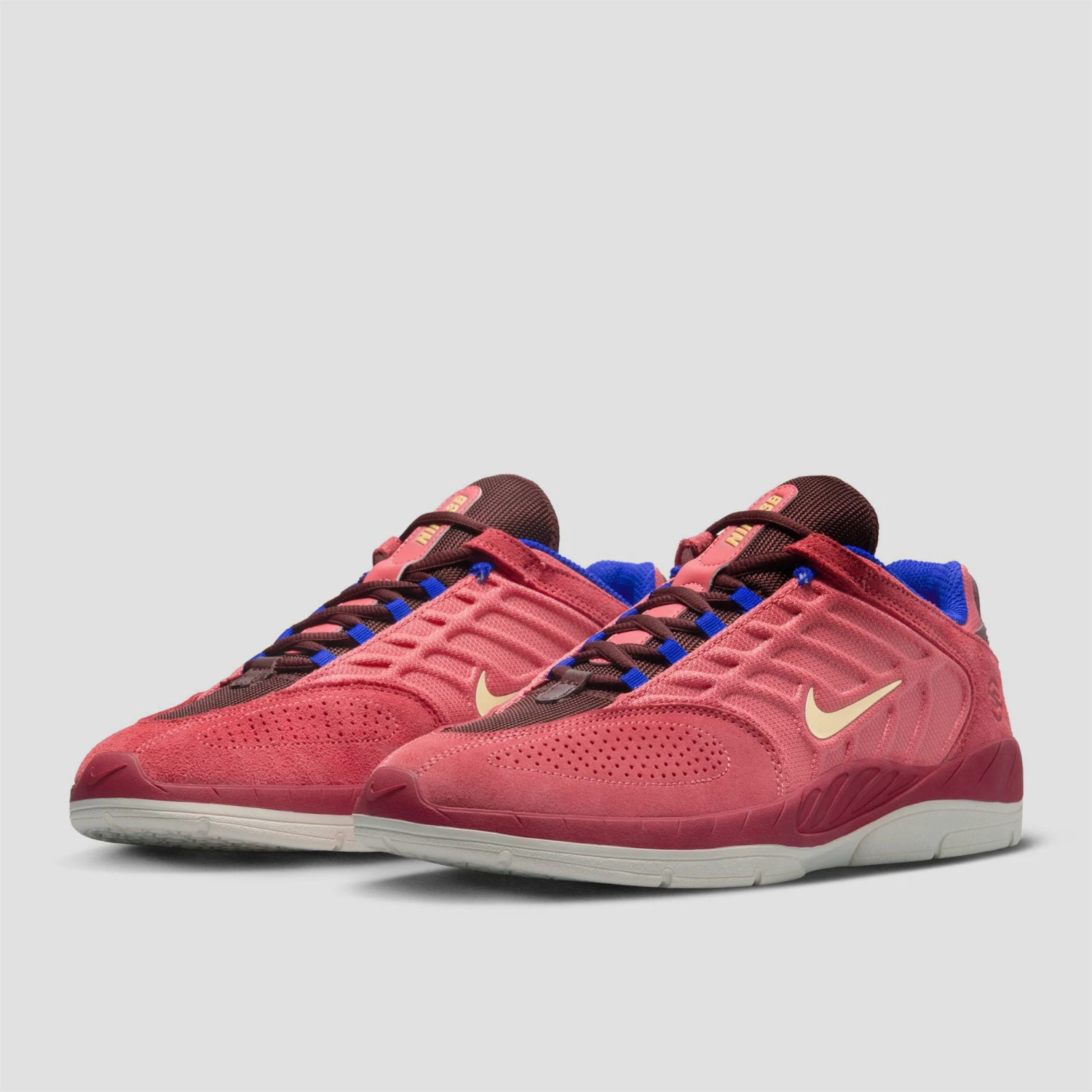 Nike SB Vertebrae Skate Shoes Adobe / Melon Tint / Earth / Noble Red 2 Nike SB Vertebrae Skate Shoes Adobe / Melon Tint / Earth / Noble Red - Image 2