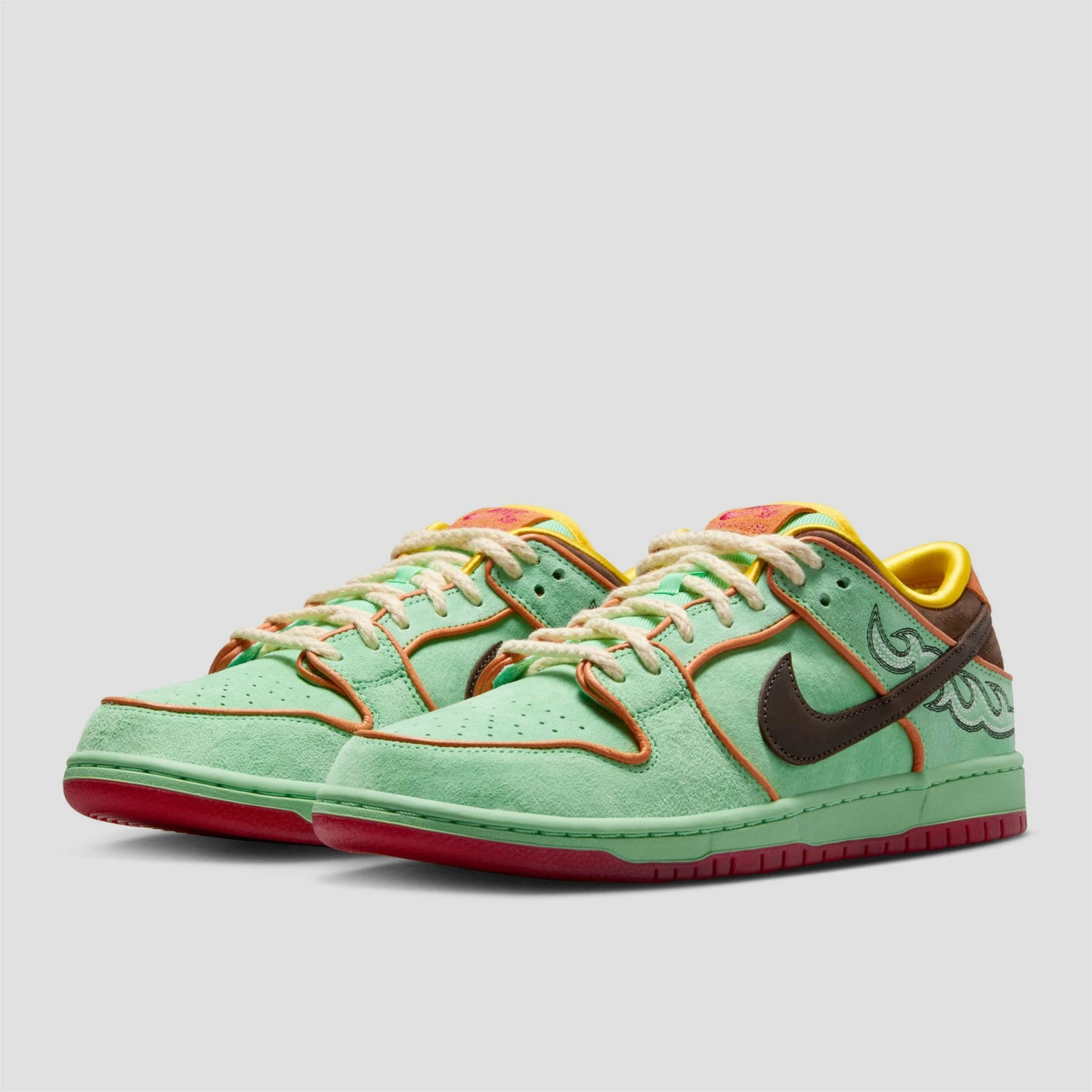 Nike SB Dunk Low Pro Skate Shoes Tourmaline / Baroque Brown-Monarch 2 Nike SB Dunk Low Pro Skate Shoes Tourmaline / Baroque Brown-Monarch - Image 2