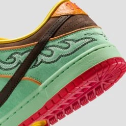 Nike SB Dunk Low Pro Skate Shoes Tourmaline / Baroque Brown-Monarch 23 Nike SB Dunk Low Pro Skate Shoes Tourmaline / Baroque Brown-Monarch -Slam City Shop HF3058 300 11