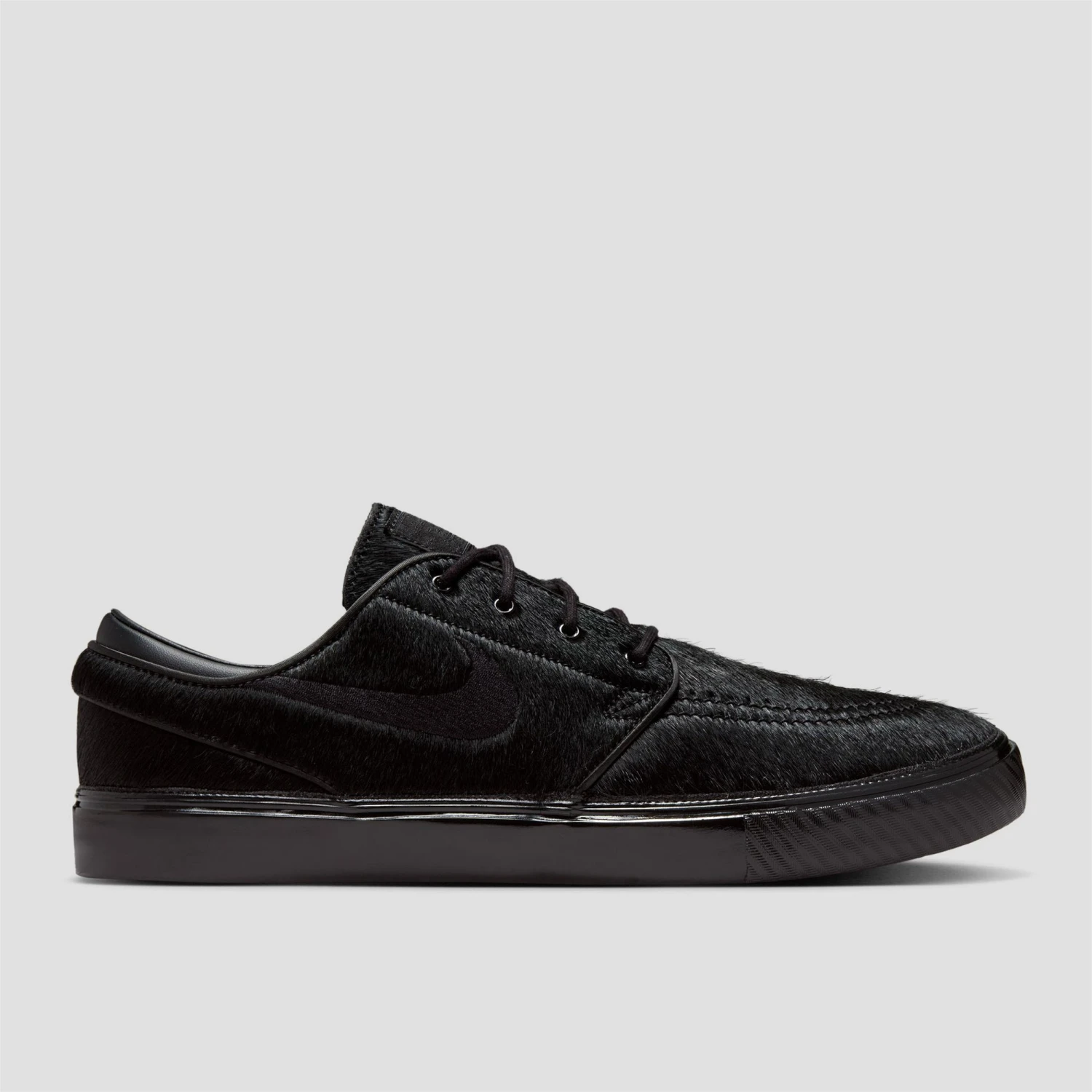 Nike SB Zoom Janoski OG+ SE Skate Shoes Black / Black / Off Noir / Black 1 Nike SB Zoom Janoski OG+ SE Skate Shoes Black / Black / Off Noir / Black