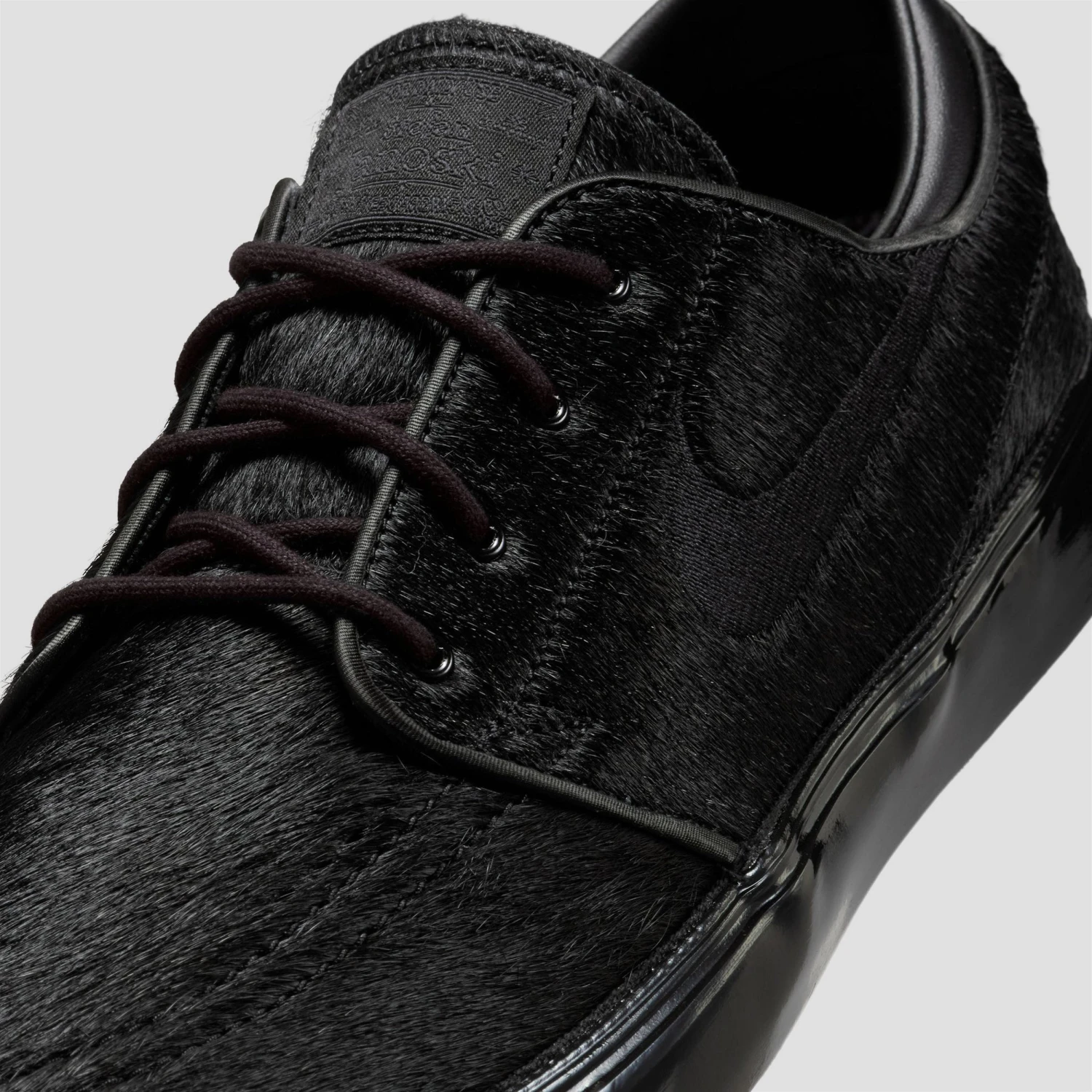 Nike SB Zoom Janoski OG+ SE Skate Shoes Black / Black / Off Noir / Black 9 Nike SB Zoom Janoski OG+ SE Skate Shoes Black / Black / Off Noir / Black - Image 9
