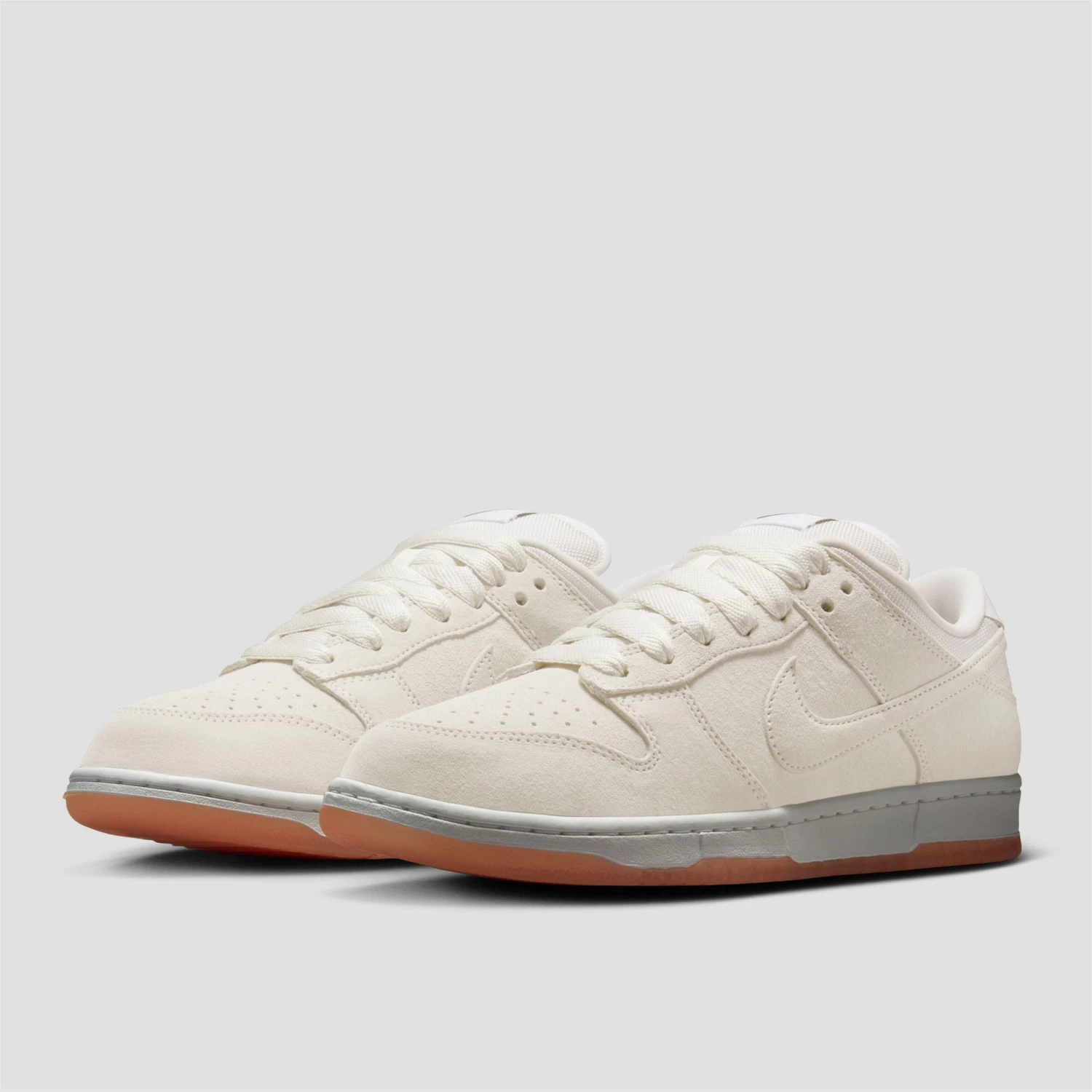 Nike SB Dunk Low Pro B Skate Shoes Pale Ivory / Pale Ivory / Summit White / White 2 Nike SB Dunk Low Pro B Skate Shoes Pale Ivory / Pale Ivory / Summit White / White - Image 2
