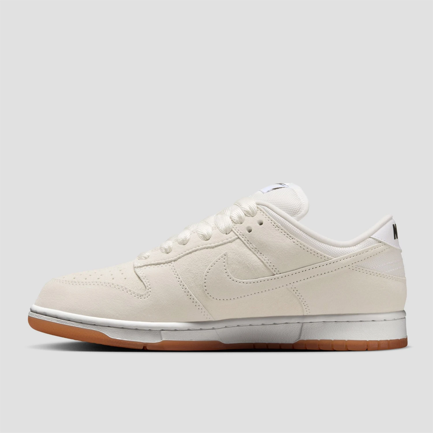 Nike SB Dunk Low Pro B Skate Shoes Pale Ivory / Pale Ivory / Summit White / White 7 Nike SB Dunk Low Pro B Skate Shoes Pale Ivory / Pale Ivory / Summit White / White - Image 7