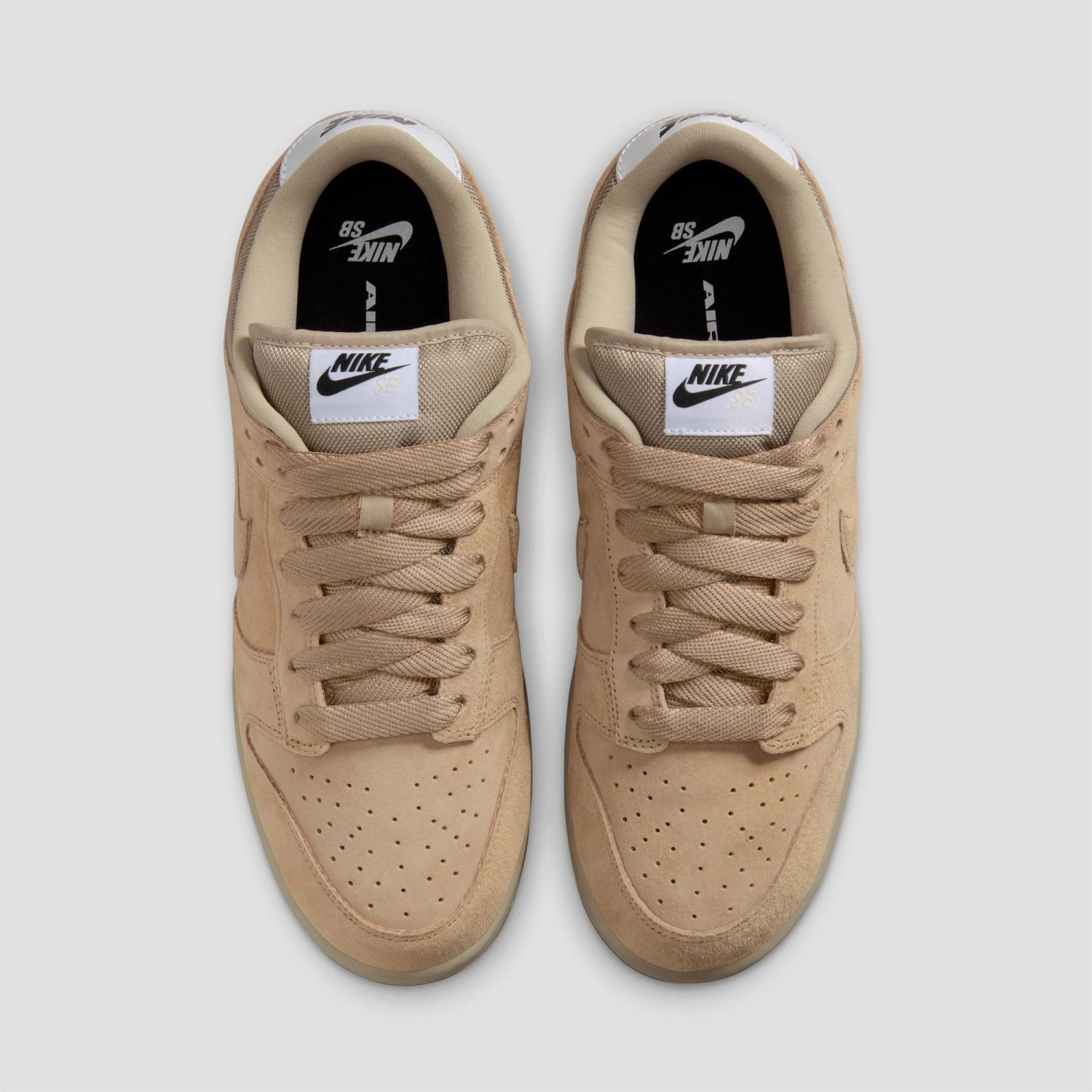 Nike SB Dunk Low Pro B Skate Shoes Parachute Beige / Parachute Beige 3 Nike SB Dunk Low Pro B Skate Shoes Parachute Beige / Parachute Beige - Image 3