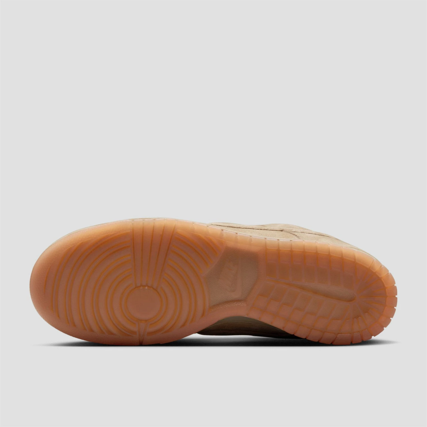 Nike SB Dunk Low Pro B Skate Shoes Parachute Beige / Parachute Beige 6 Nike SB Dunk Low Pro B Skate Shoes Parachute Beige / Parachute Beige - Image 6