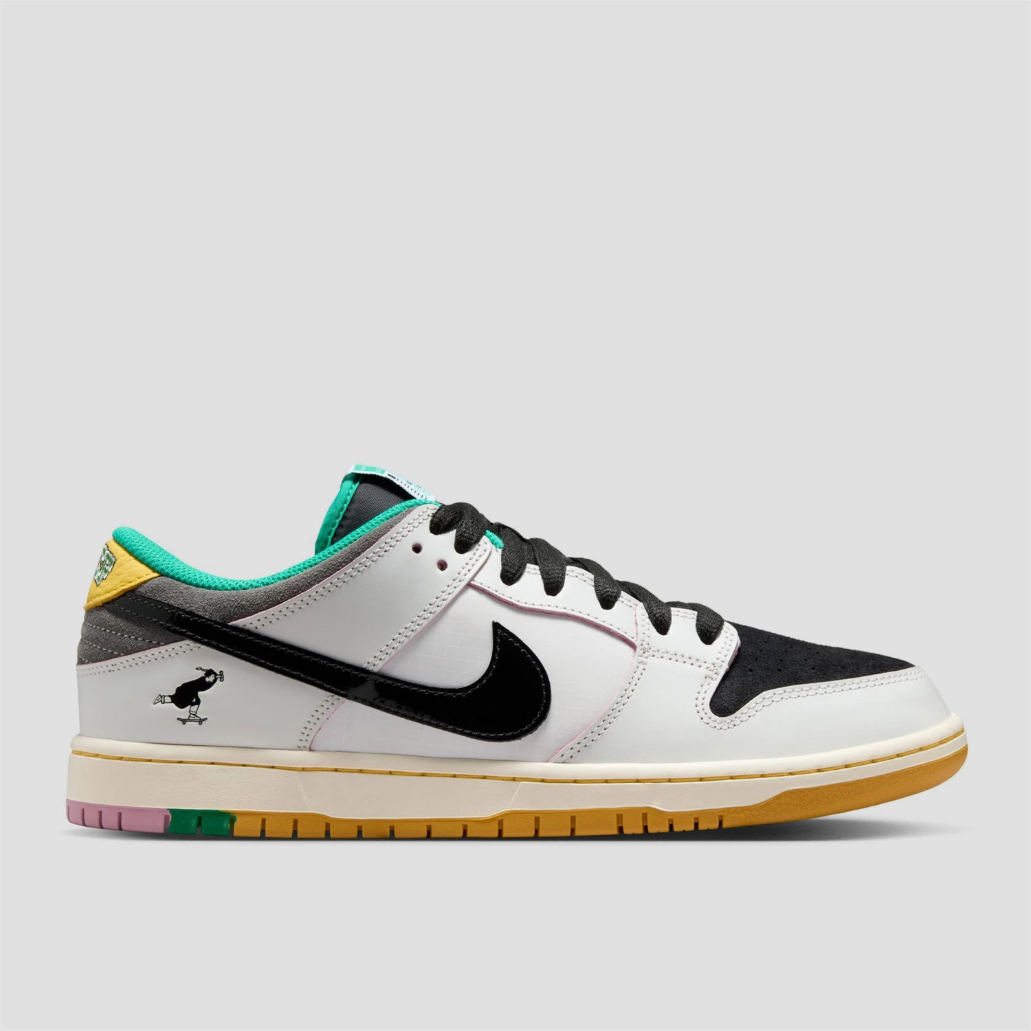 Nike SB CSEF Dunk Low Pro Summit White / Black / White / Iron Grey 1 Nike SB CSEF Dunk Low Pro Summit White / Black / White / Iron Grey
