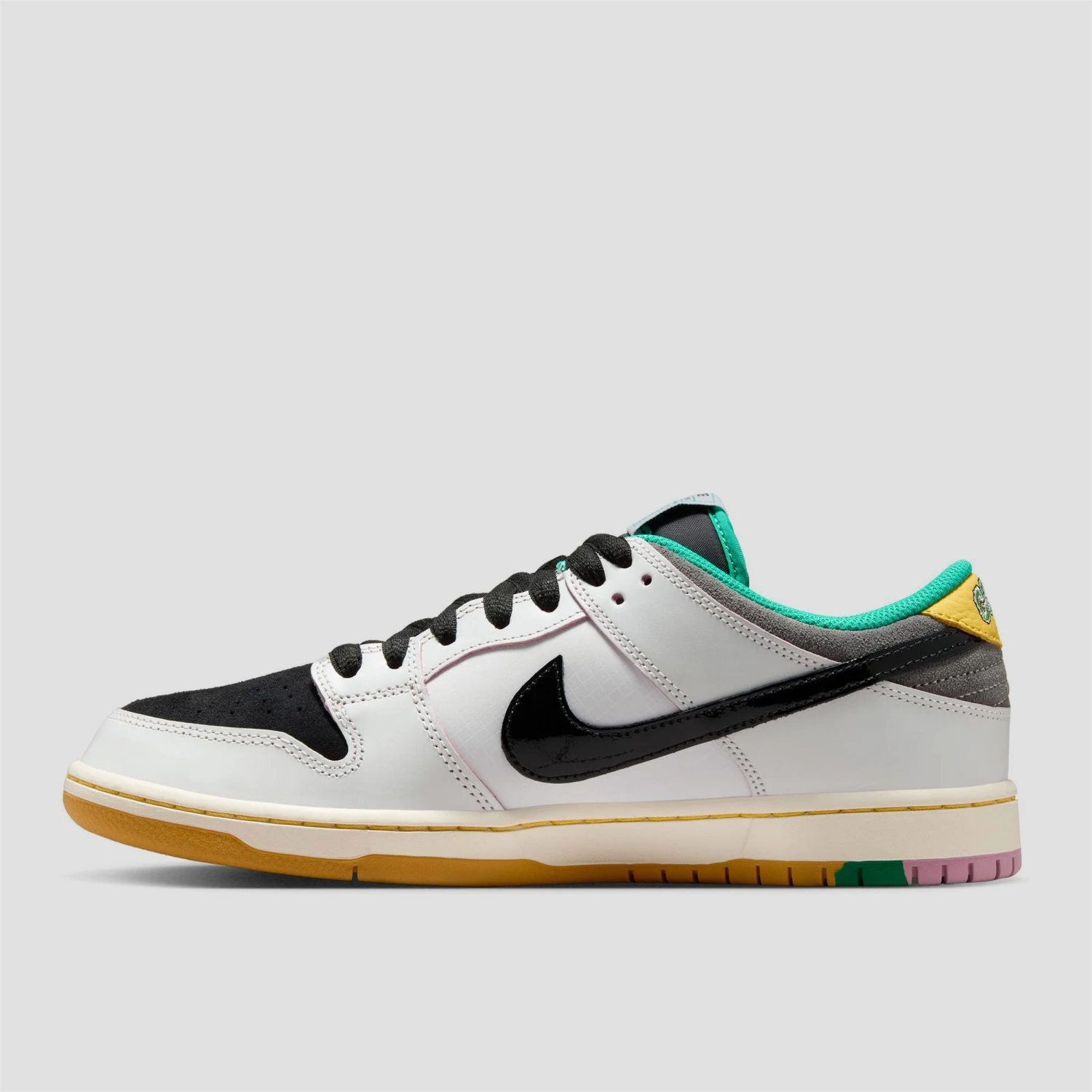 Nike SB CSEF Dunk Low Pro Summit White / Black / White / Iron Grey 7 Nike SB CSEF Dunk Low Pro Summit White / Black / White / Iron Grey - Image 7