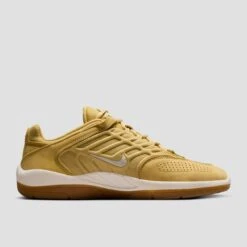Nike SB Vertebrae Skate Shoes Saturn Gold / Sail / Saturn Gold / Solar Flare 18 Nike SB Vertebrae Skate Shoes Saturn Gold / Sail / Saturn Gold / Solar Flare -Slam City Shop HJ4301 700 08