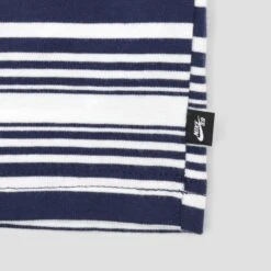 Nike SB Max90 SS Loose Fit T-Shirt Midnight Navy -Slam City Shop IMG 2927