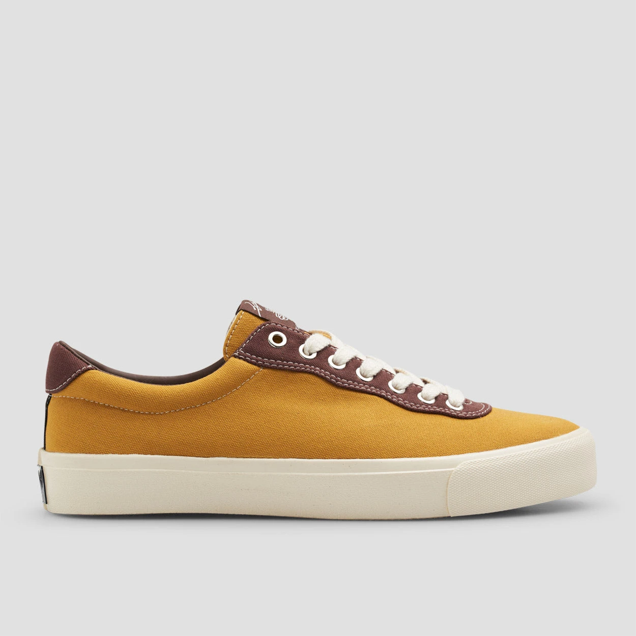 Last Resort AB X Julian Smith VM001 Lo Canvas Yellow / Brown 1 Last Resort AB X Julian Smith VM001 Lo Canvas Yellow / Brown