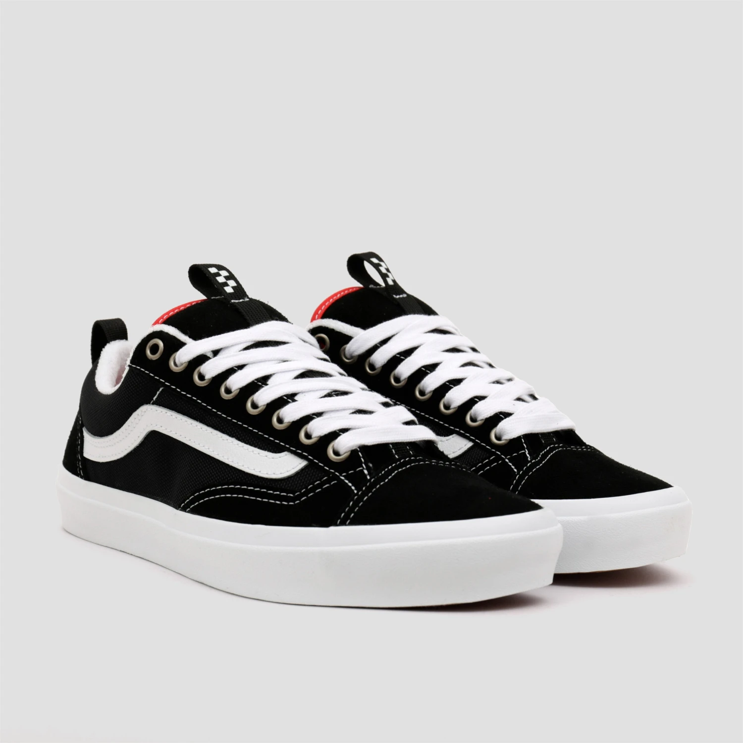 Vans Skate Old Skool 36+ Skate Shoes Black / White 2 Vans Skate Old Skool 36+ Skate Shoes Black / White - Image 2