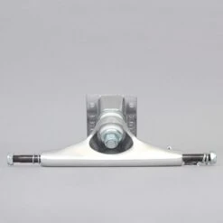 Krux 8.25 K5 Polished Standard Skateboard Trucks Silver (Pair) -Slam City Shop krux trucks krux 8 25 k5 polished standard skateboard trucks silver pair 14603982733382